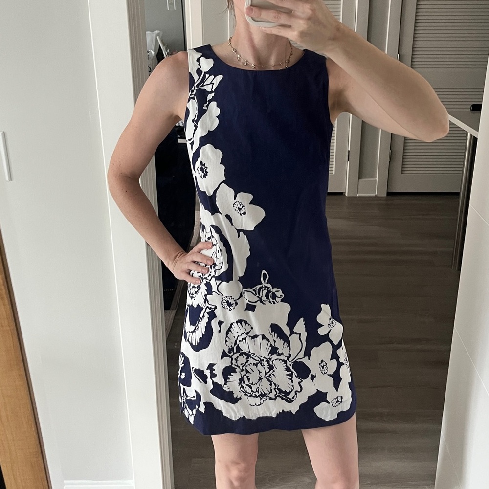 Lilly Pulitzer Navy Floral Bee Shift Dress Sleeveless